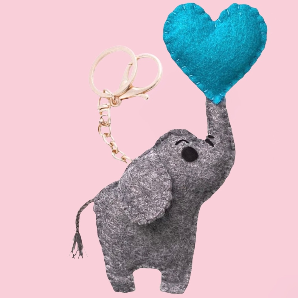 New Cotton Filled Felt Elephant Valentine’s Day Keychain